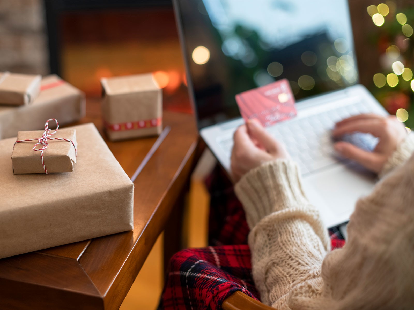 5 Holiday Online Shopping Safety Tips | Blue Ridge