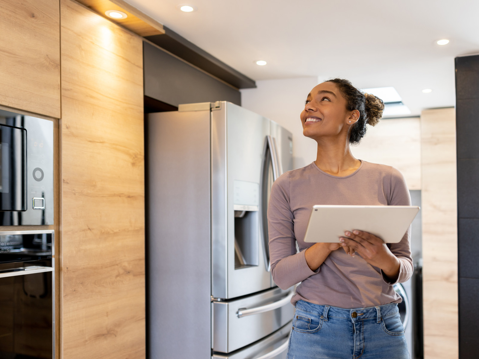 Setting Up a Smart Home Network: A Simple Guide | Blue Ridge - Smart Home Network Installation Large Homes